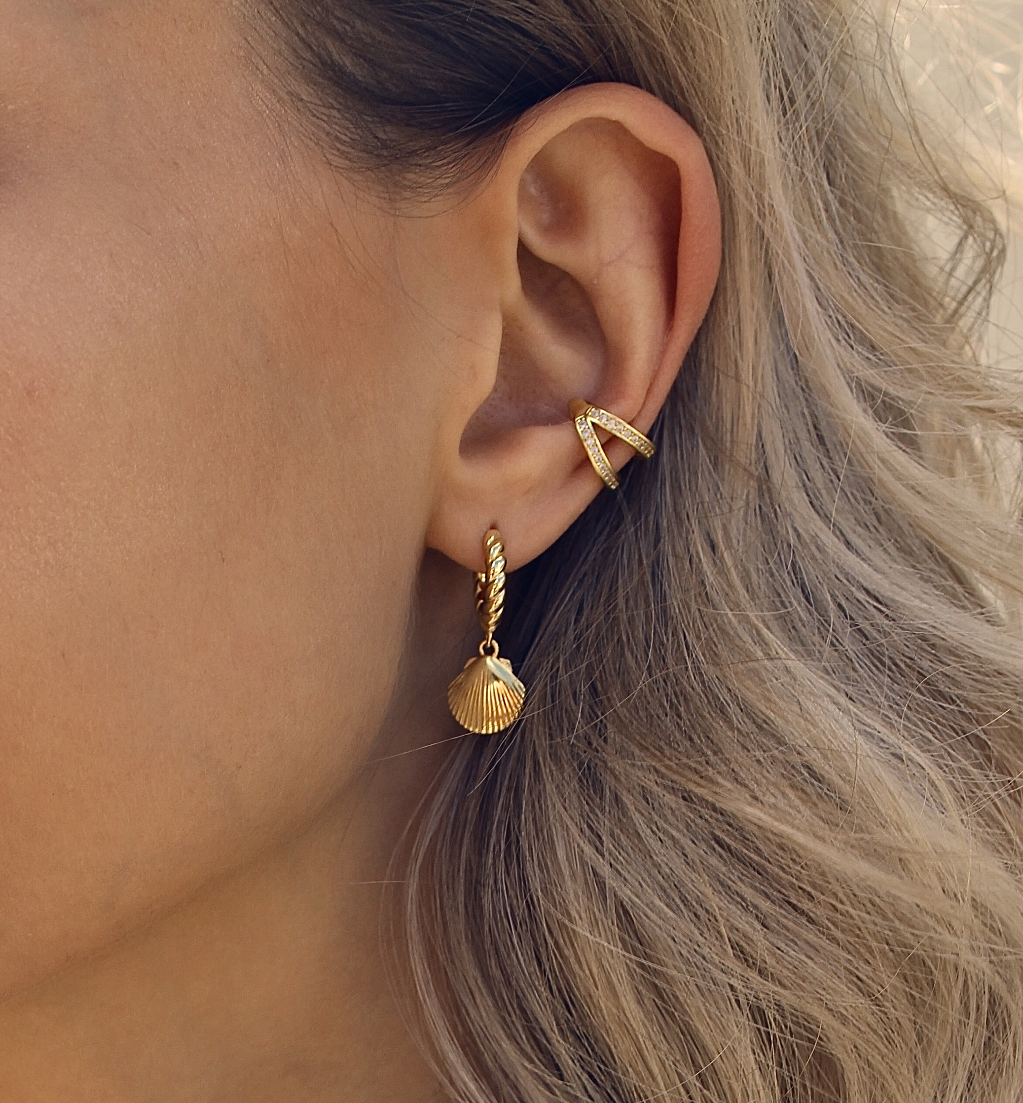 Ear Cuff „Thalia“ (18K vergoldet, 925 Silber, Zirkonia, Opal)